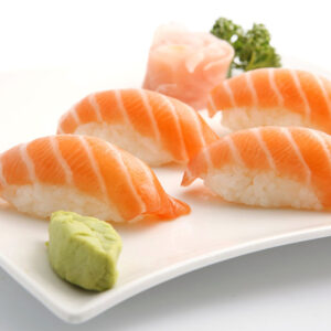 111) sushi saumon(4 pièces)